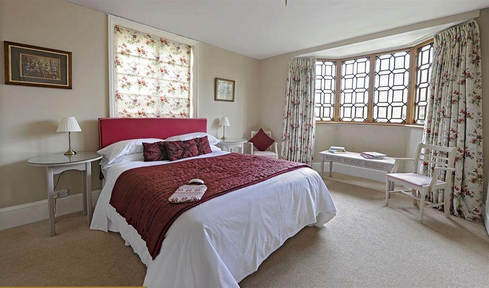 The Cholmondeley Arms Hotel Wrenbury Eksteriør billede